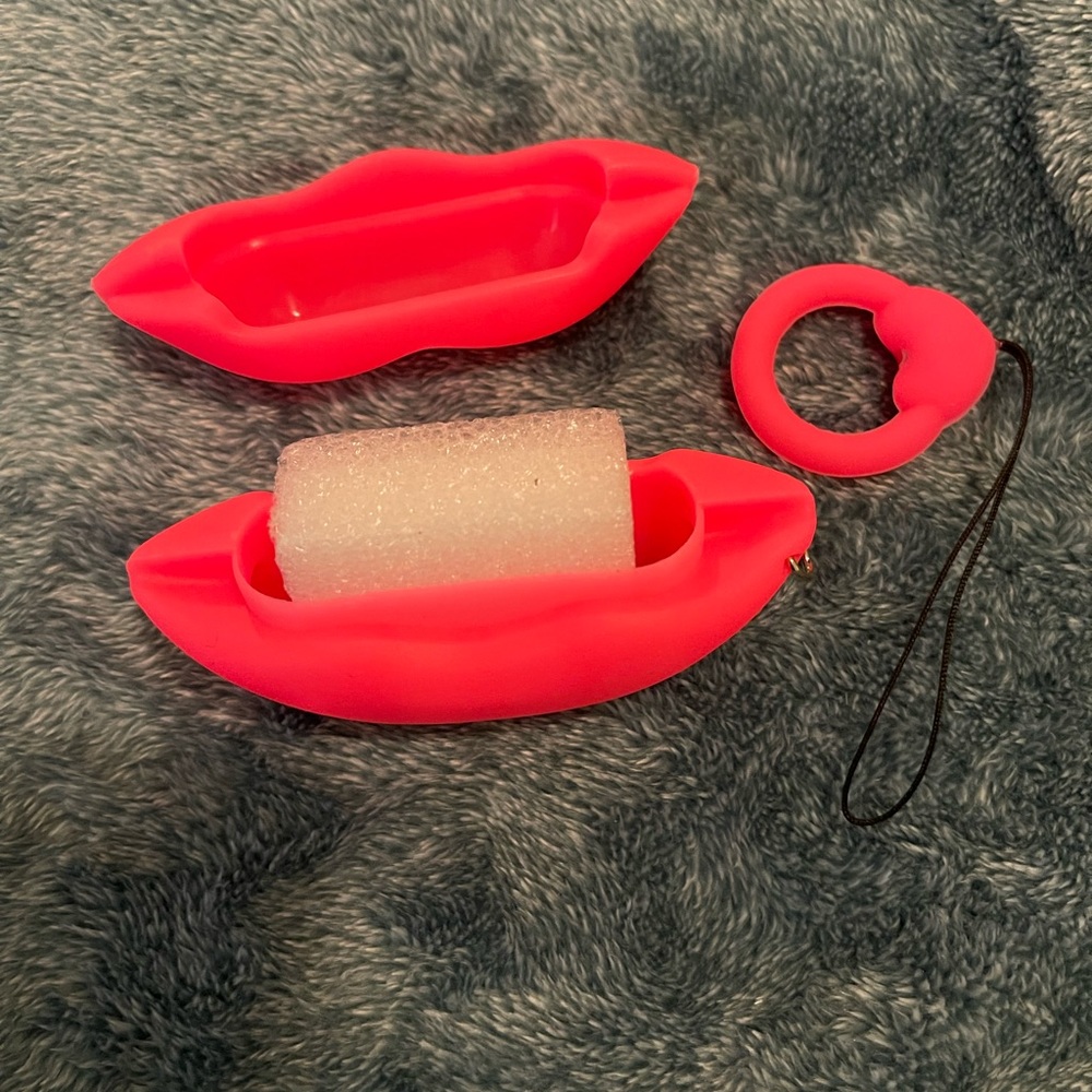 AirPods Pro case - Picture 5 of 6